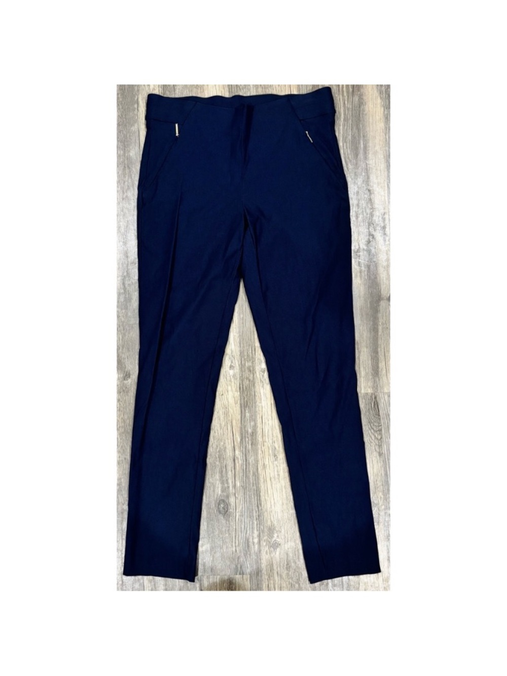 Anne Klein's Mid Rise
Straight Leg Ankle Pants